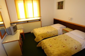 Przykładowe zdjęcie 2-osobowego pokoju