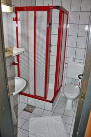 Łazienka z kabiną prysznicową